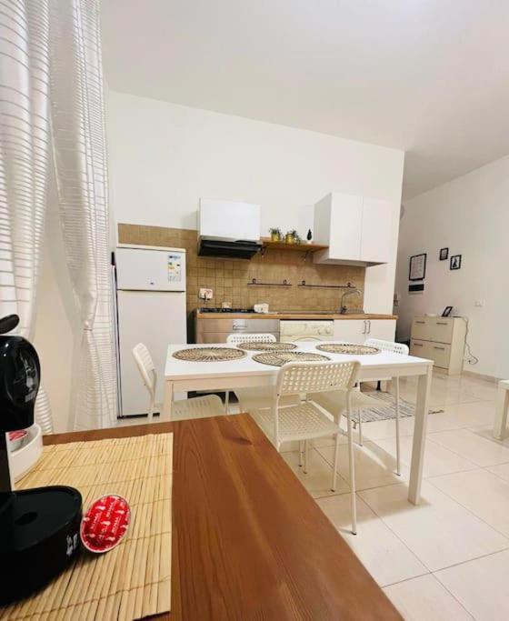 A Comfortable Apartment For You In San Lorenzo ローマ エクステリア 写真